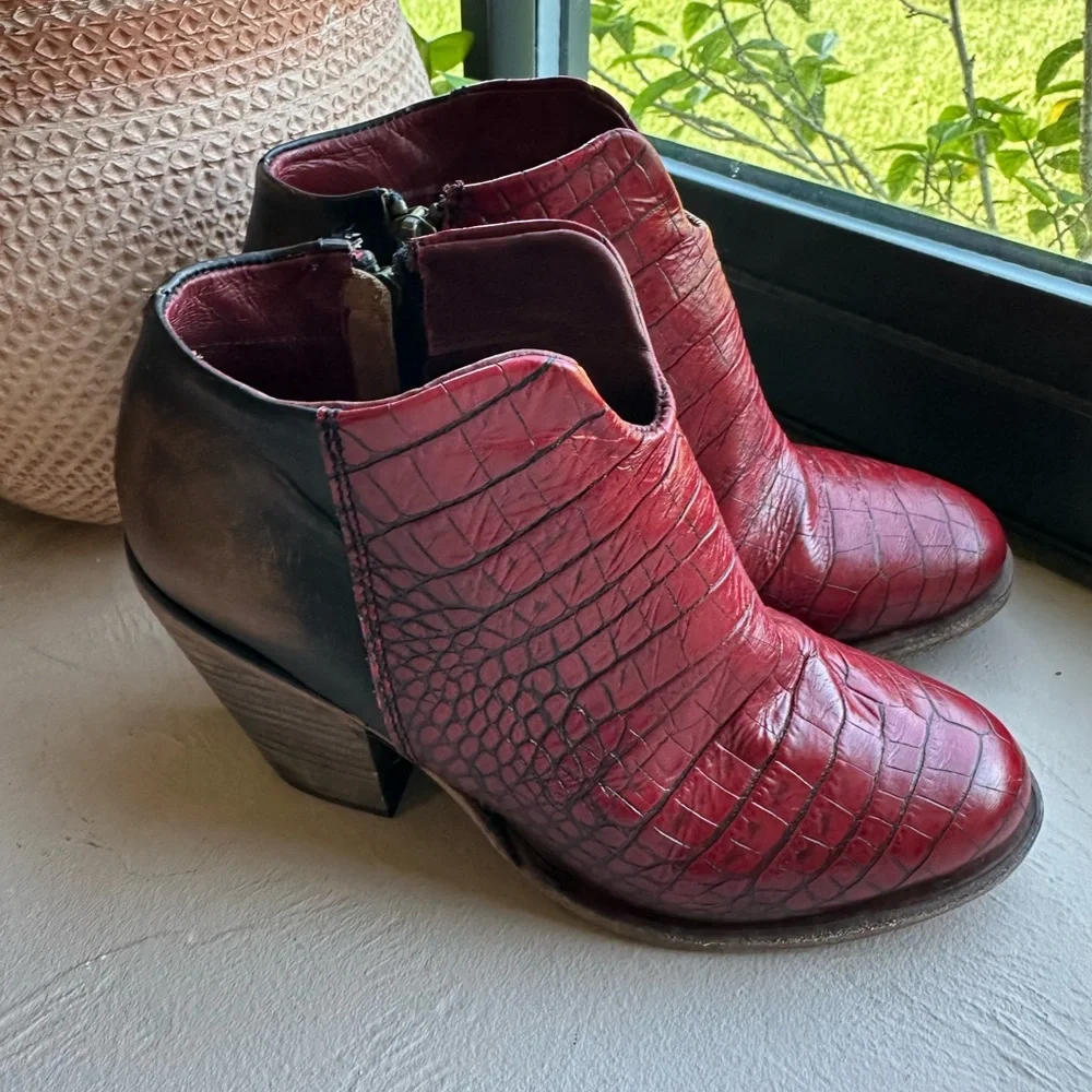 Freebird Red and Brown Ankle Boots - Picture 9 of 13